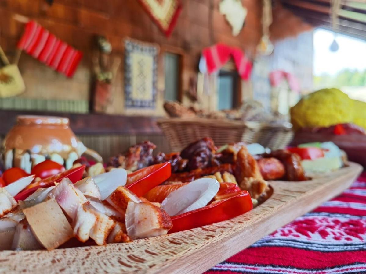 Lângă Stână Camping